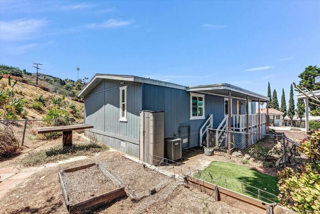 12690 Jackson Hill Dr 25, El Cajon, CA 92021 — photo 5