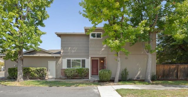 425 Poppy Place, Mountain View, CA 94043