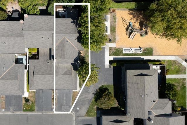 425 Poppy Place, Mountain View, CA 94043
