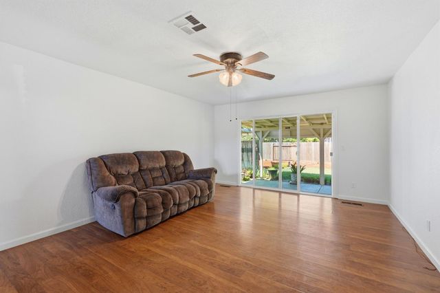 625 Bounty Pl, Manteca, CA 95337