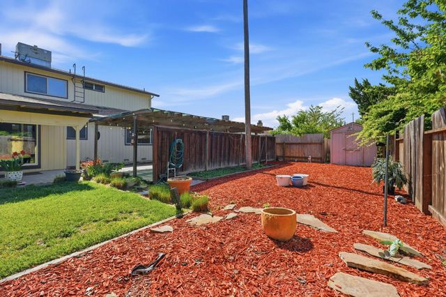 625 Bounty Pl, Manteca, CA 95337
