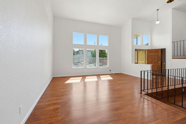 625 Bounty Pl, Manteca, CA 95337