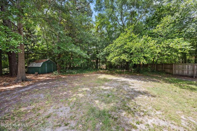 110 Jeb Stuart Drive, Wilmington, NC 28412