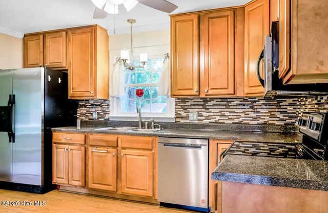 110 Jeb Stuart Drive, Wilmington, NC 28412