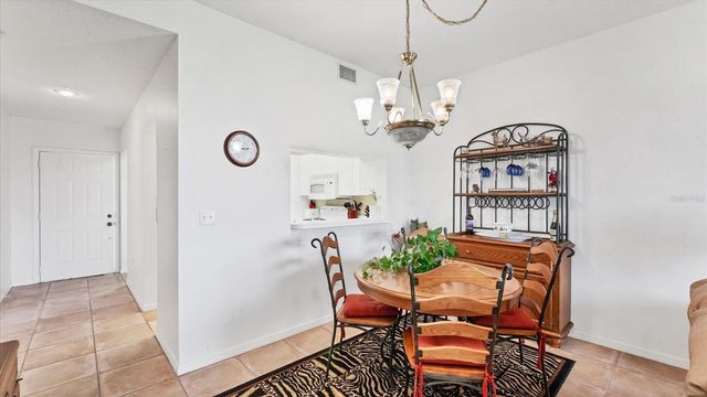 9610 CLUB SOUTH CIRCLE 4106, Sarasota, FL 34238