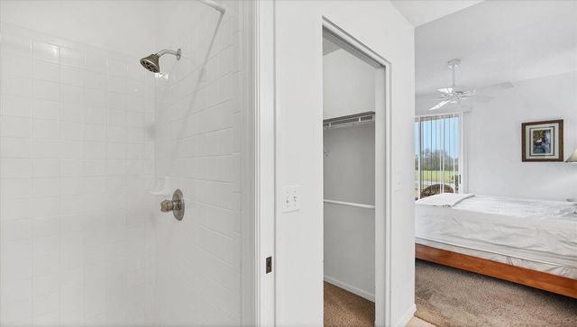 9610 CLUB SOUTH CIRCLE 4106, Sarasota, FL 34238