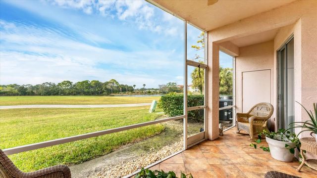 9610 CLUB SOUTH CIRCLE 4106, Sarasota, FL 34238