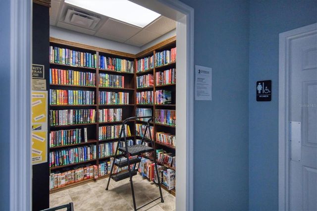 9610 CLUB SOUTH CIRCLE 4106, Sarasota, FL 34238