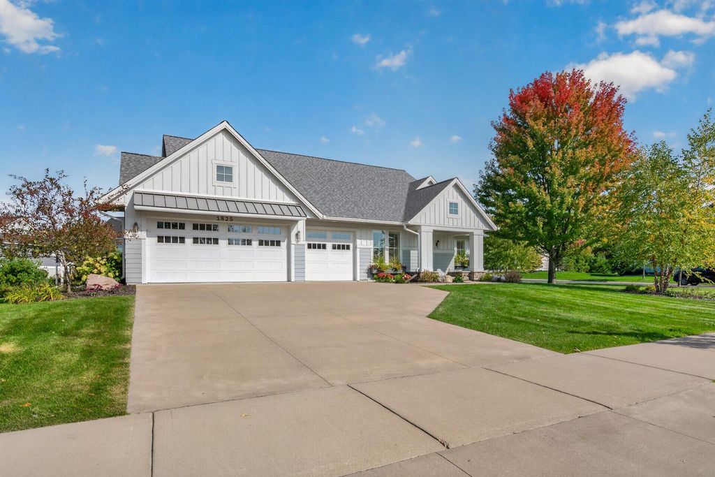 1825 Annika Drive N, Lake Elmo, MN 55042 — photo 2