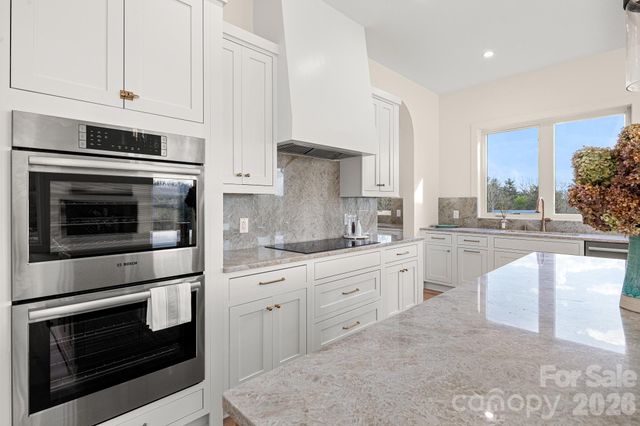 133 Golden Pasture Drive, Fletcher, NC 28732