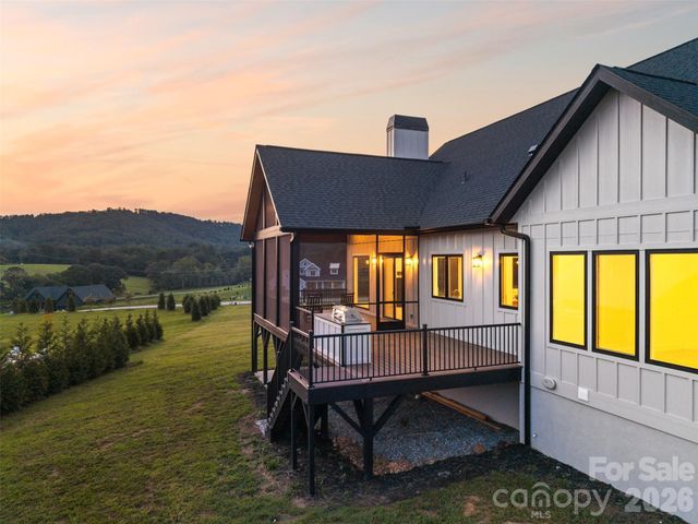 133 Golden Pasture Drive, Fletcher, NC 28732