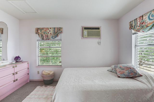 308 Bay Avenue, Kemah, TX 77565