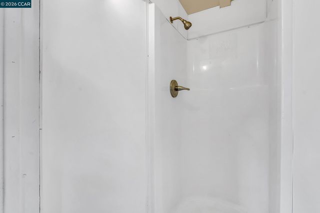 2150 35Th Ave, Oakland, CA 94601