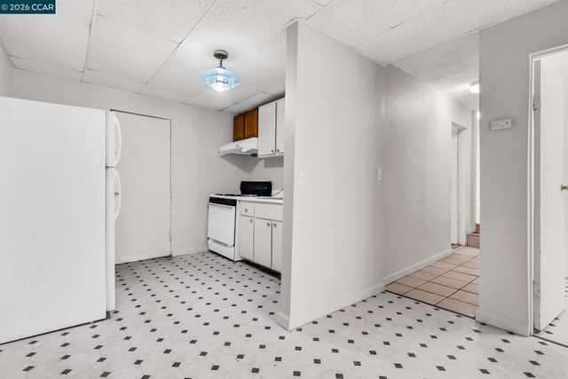 2150 35Th Ave, Oakland, CA 94601