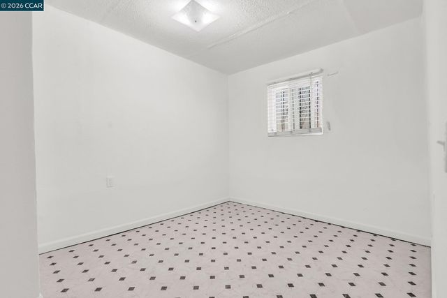 2150 35Th Ave, Oakland, CA 94601