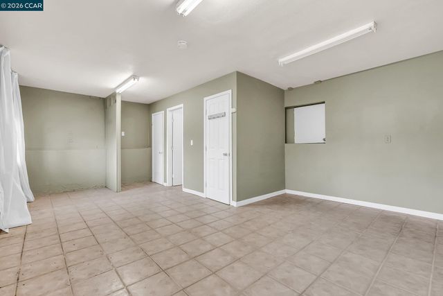 2150 35Th Ave, Oakland, CA 94601