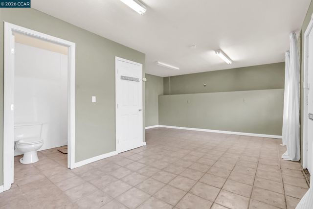 2150 35Th Ave, Oakland, CA 94601