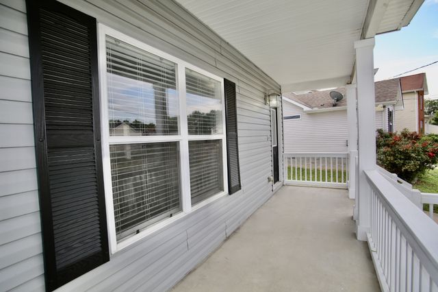 449 Vailview Dr, Nashville, TN 37207