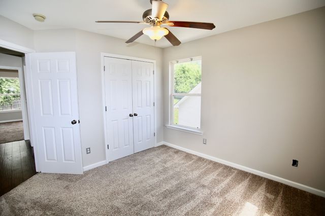 449 Vailview Dr, Nashville, TN 37207