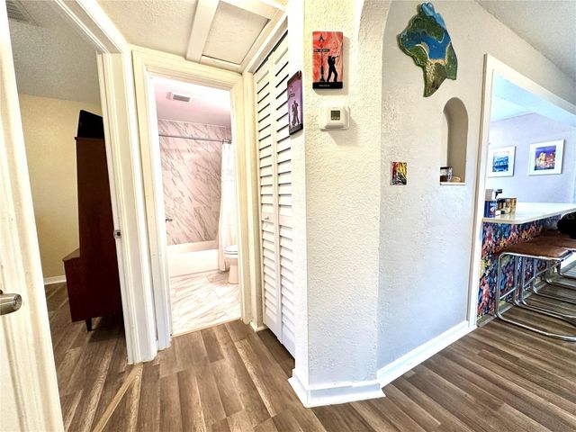 762 PARIS AVENUE S, St Petersburg, FL 33701