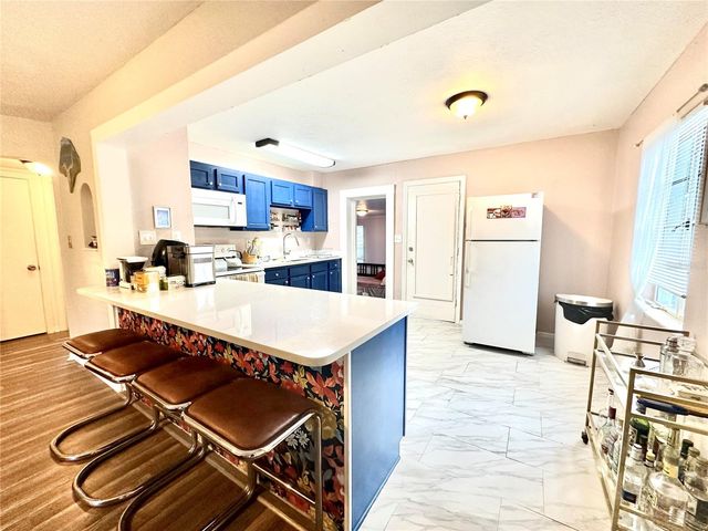 762 PARIS AVENUE S, St Petersburg, FL 33701