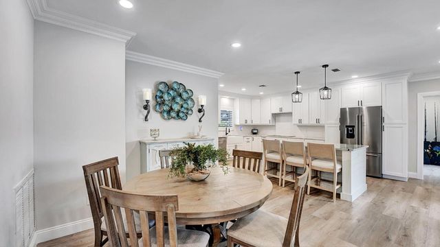 2739 NE 10th Street, Pompano Beach, FL 33062