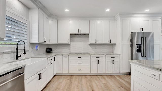 2739 NE 10th Street, Pompano Beach, FL 33062