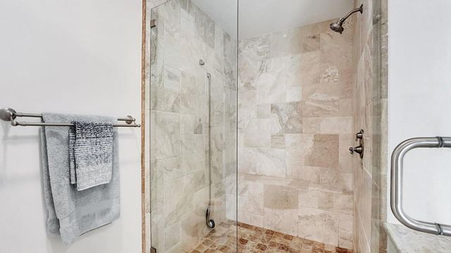 2739 NE 10th Street, Pompano Beach, FL 33062