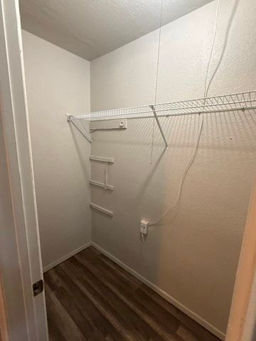 607 Glen Rock Place, Arlington, TX 76014