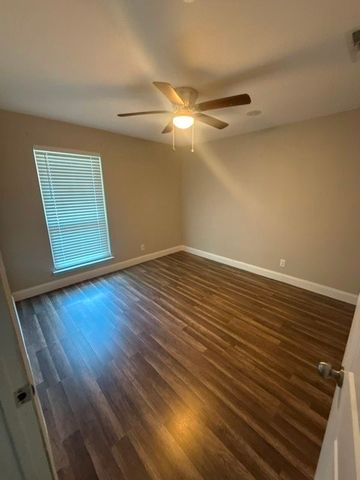 607 Glen Rock Place, Arlington, TX 76014