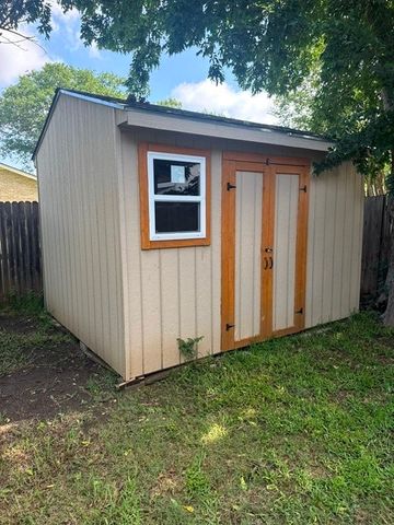 607 Glen Rock Place, Arlington, TX 76014