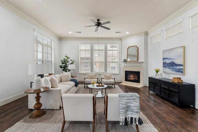 1621 W 23rd Street B, Houston, TX 77008