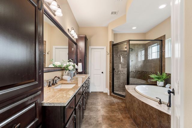 1621 W 23rd Street B, Houston, TX 77008