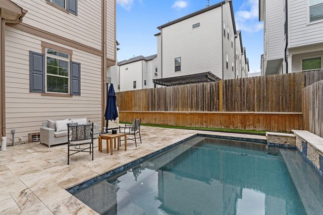 1621 W 23rd Street B, Houston, TX 77008