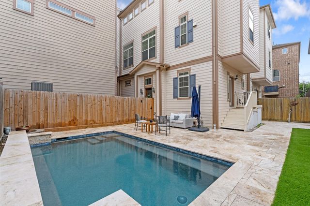 1621 W 23rd Street B, Houston, TX 77008