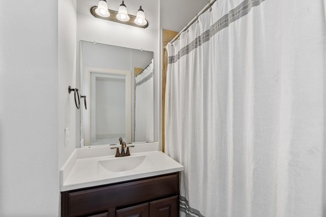 1621 W 23rd Street B, Houston, TX 77008