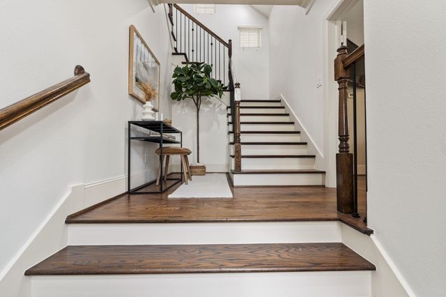 1621 W 23rd Street B, Houston, TX 77008