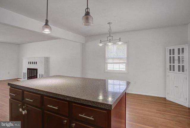 16 E BEALE AVE, Enola, PA 17025