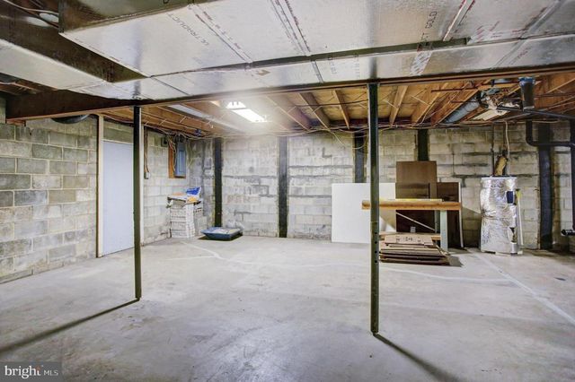 16 E BEALE AVE, Enola, PA 17025