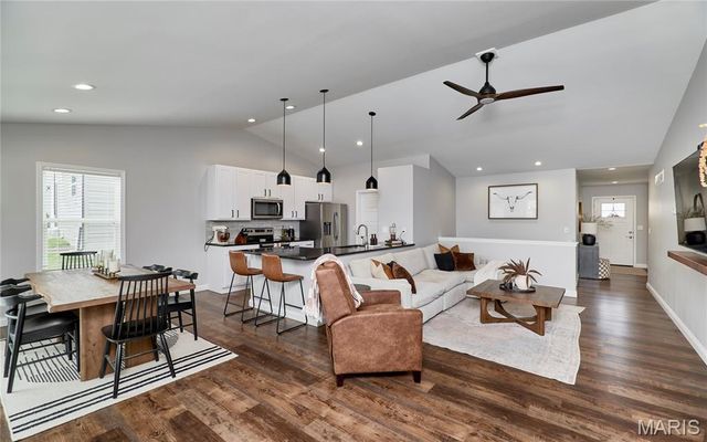 1112 Baseball Drive, Foristell, MO 63348