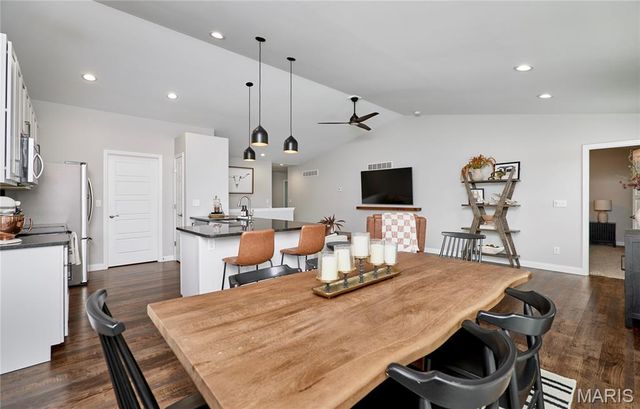 1112 Baseball Drive, Foristell, MO 63348
