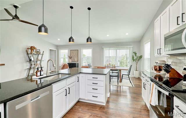 1112 Baseball Drive, Foristell, MO 63348