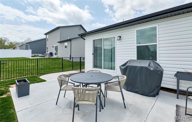 1112 Baseball Drive, Foristell, MO 63348