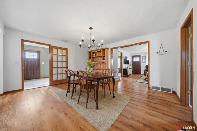 2745 O Street Road, Seward, NE 68434