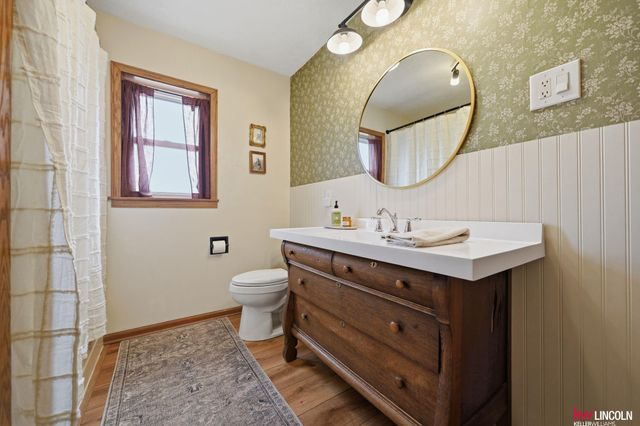 2745 O Street Road, Seward, NE 68434