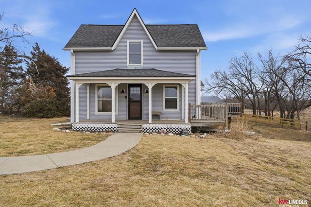 2745 O Street Road, Seward, NE 68434