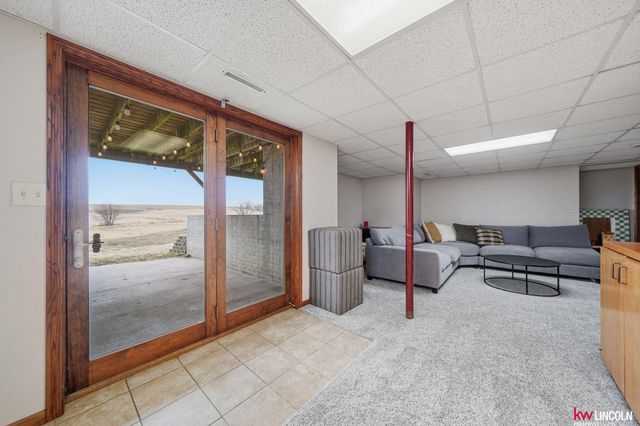 2745 O Street Road, Seward, NE 68434