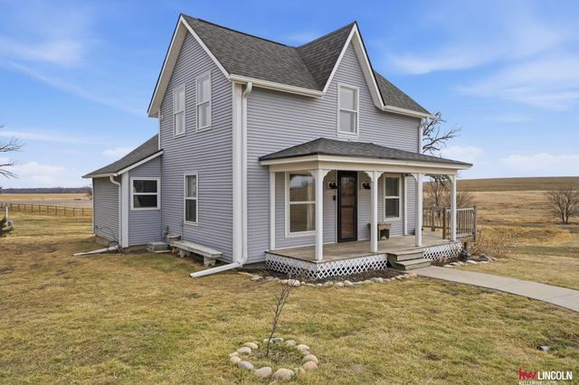 2745 O Street Road, Seward, NE 68434