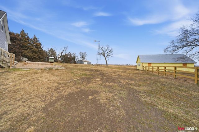 2745 O Street Road, Seward, NE 68434
