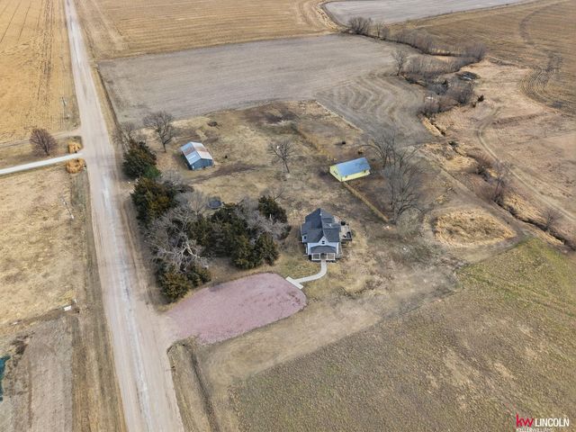 2745 O Street Road, Seward, NE 68434